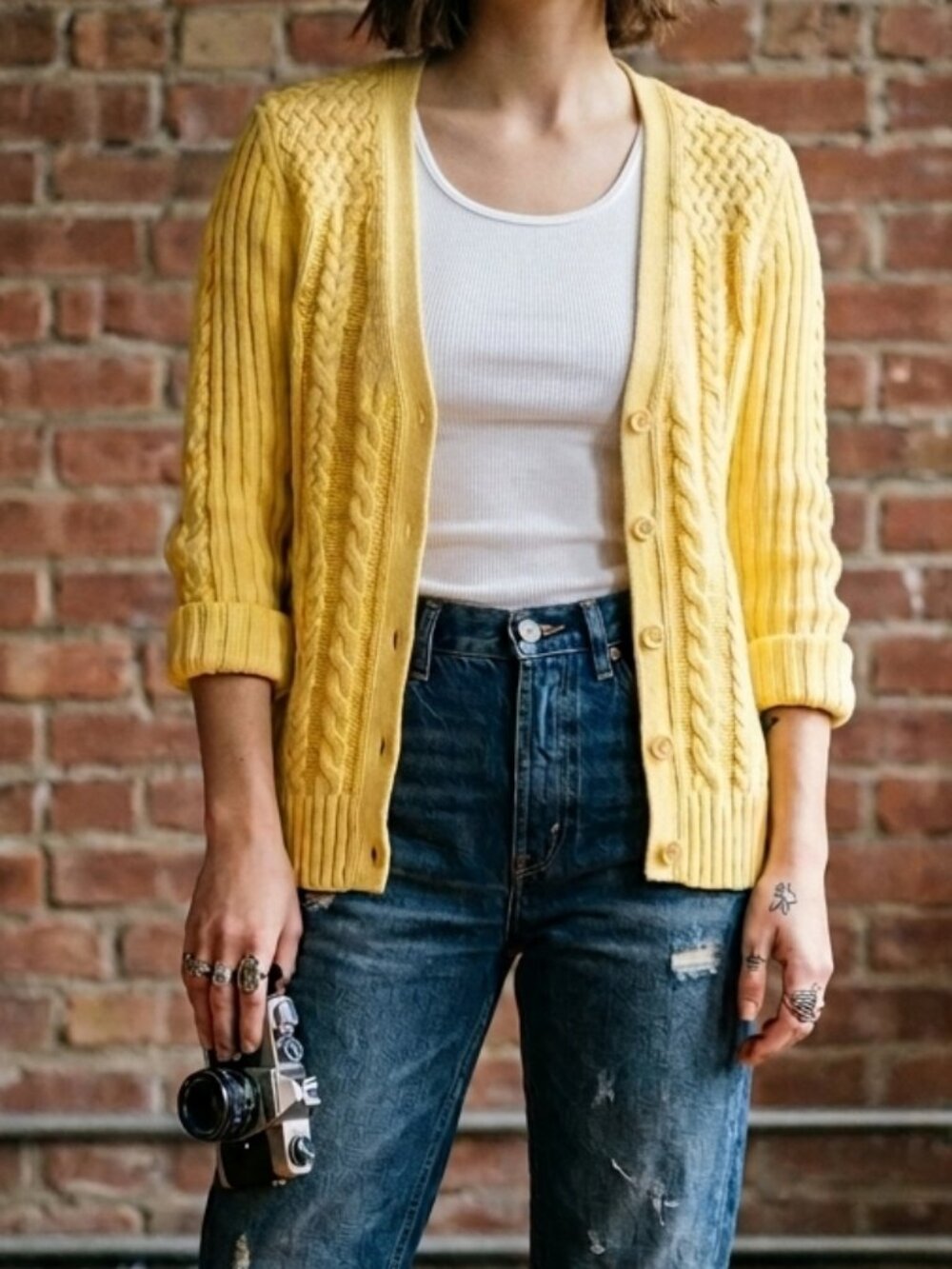 Brooks Brothers 100% Cotton Cable Knit Ribbed Cardigan Sweater V-Neck Butter M